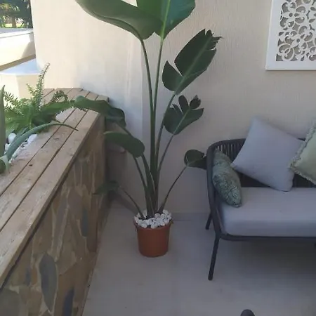 Wohlfuhlwohnung Mit Pool - Golfresort *