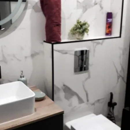 Wohlfuhlwohnung Mit Pool - Golfresort *